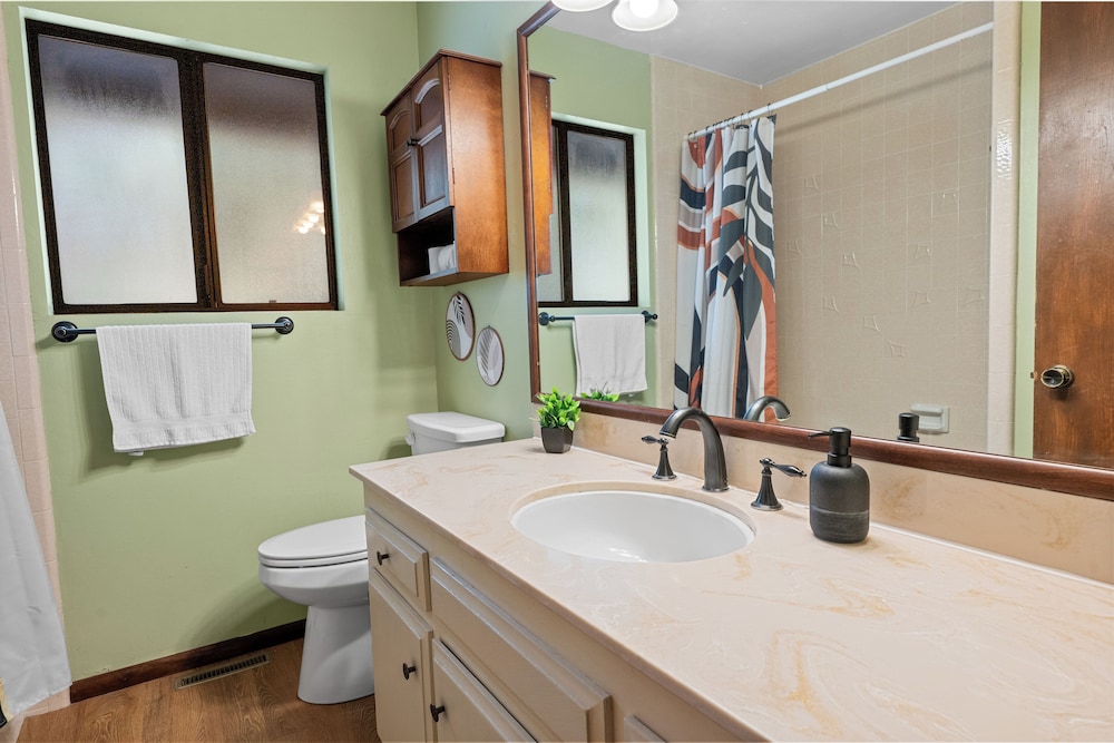 Bear Woods 3BR Retreat