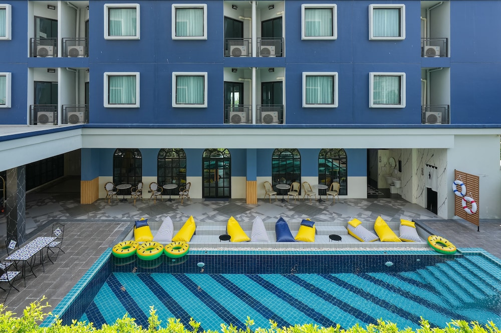 Bang Phli Vacations - Cozy Blu Suvarnabhumi - Property Image 1