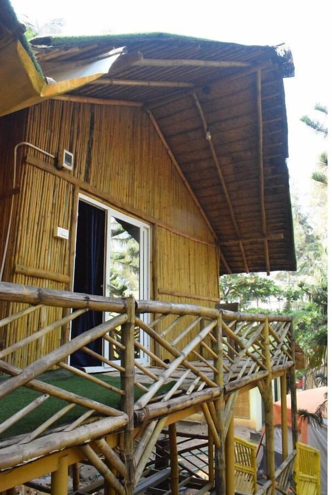 Nirvana Nature Bamboo Cottages view 4