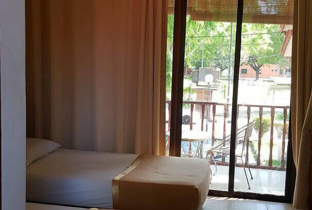 Traders Villa