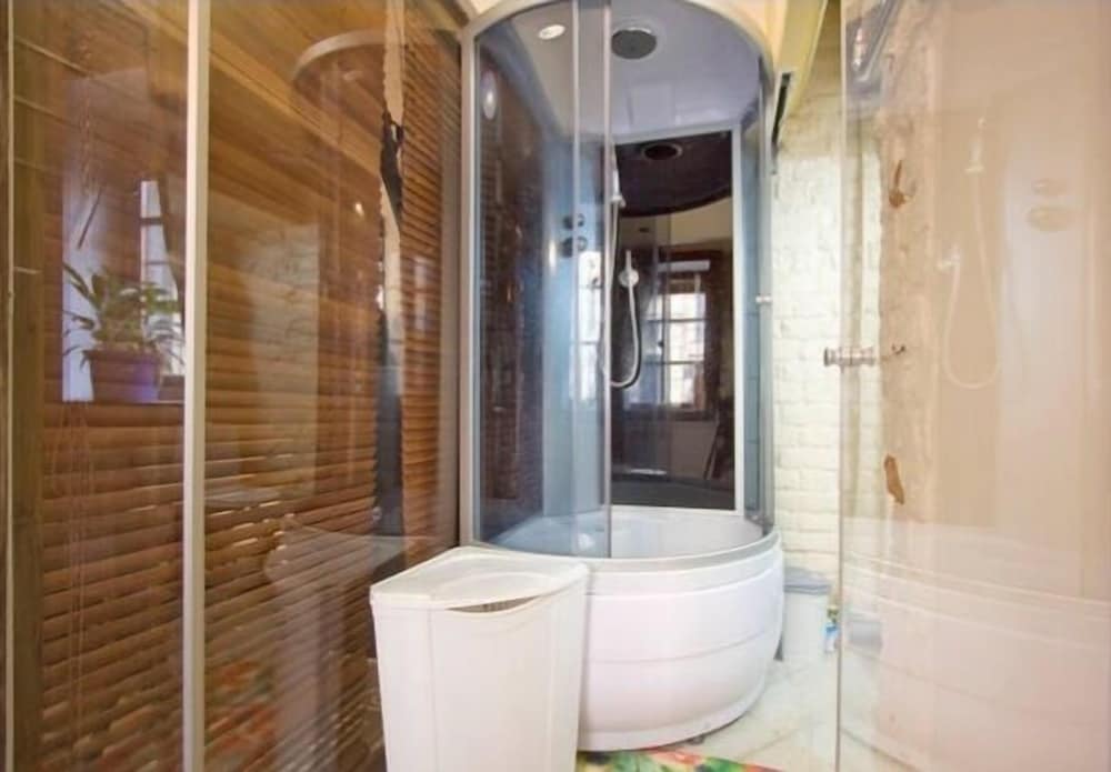 Apartment on Kovenskiy