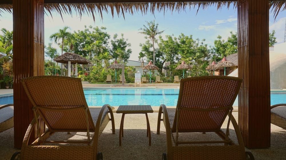 Marcosas Cottage Resort