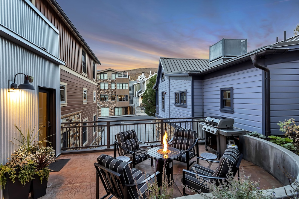 The Peak At Town Lift 3 Bedroom Home