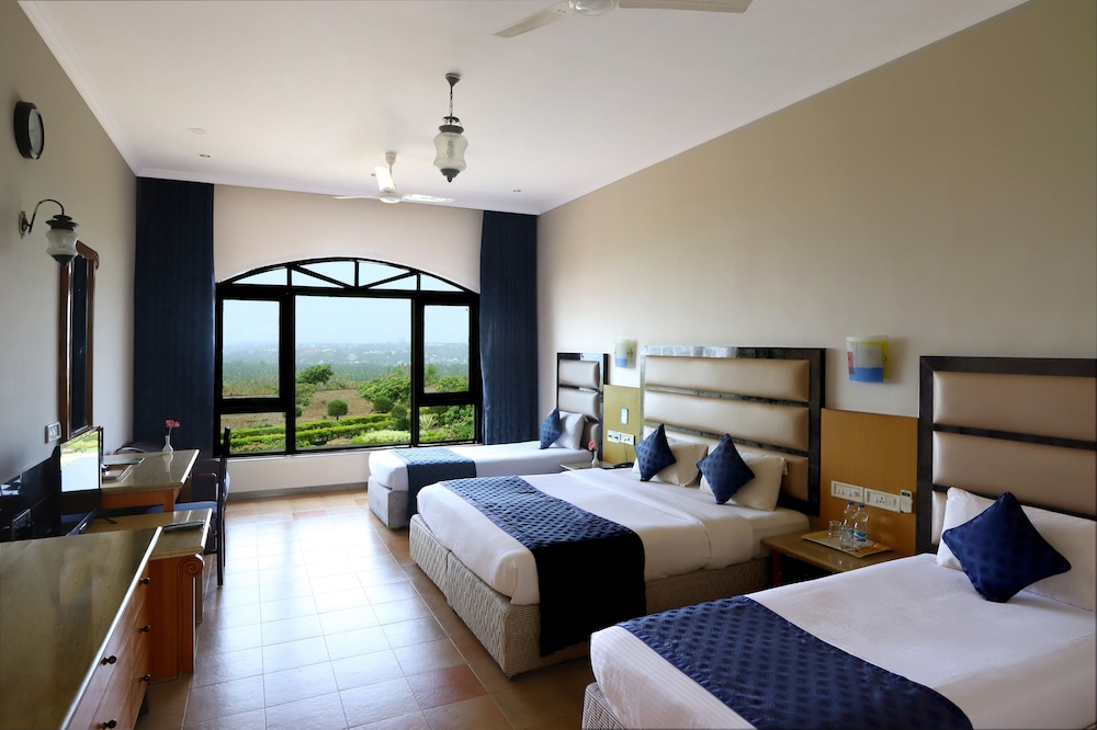 Kohinoor Samudra Beach Resort