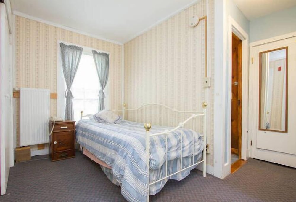 Plymouth Vacations - Salt Ash Inn - Property Image 52