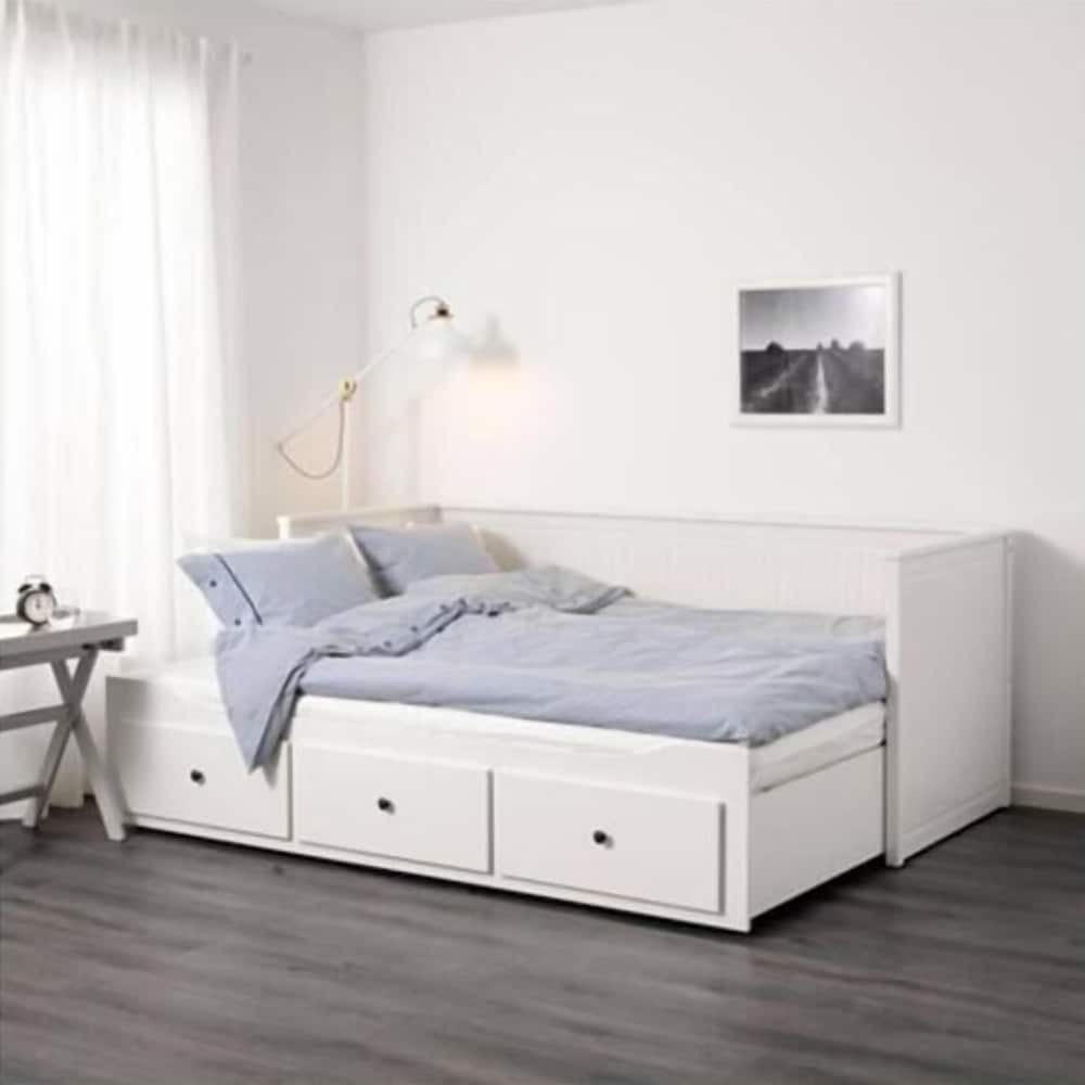 Family Friendly, Free Parking Space, Short Walk to Brosundet