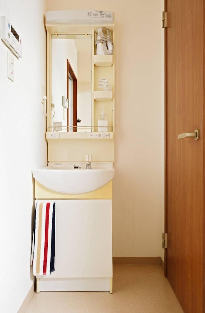 nid Shimanouchi House
