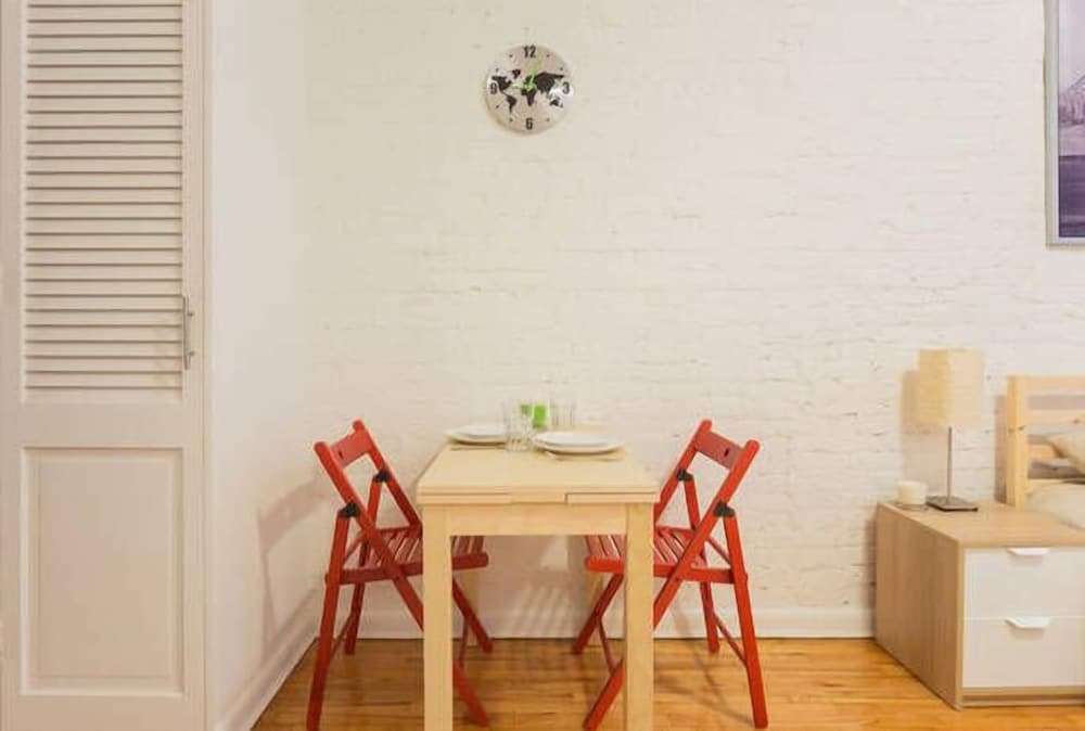 Beautiful Studio Near Central Park