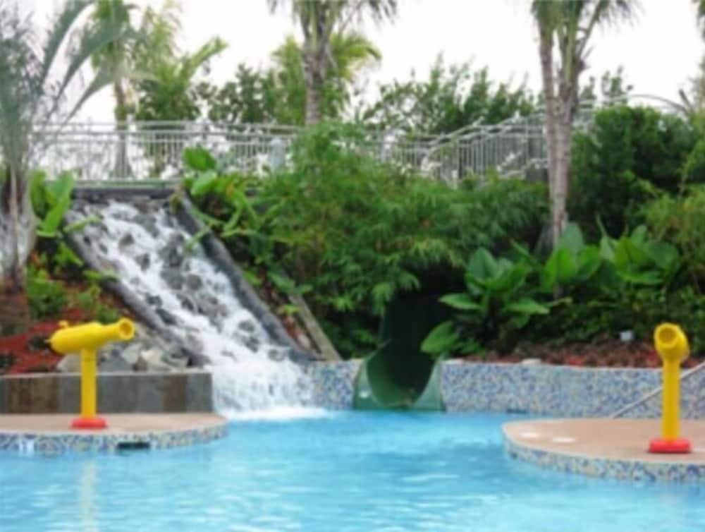 Aquatika Paraiso Tropical - Property Image 20