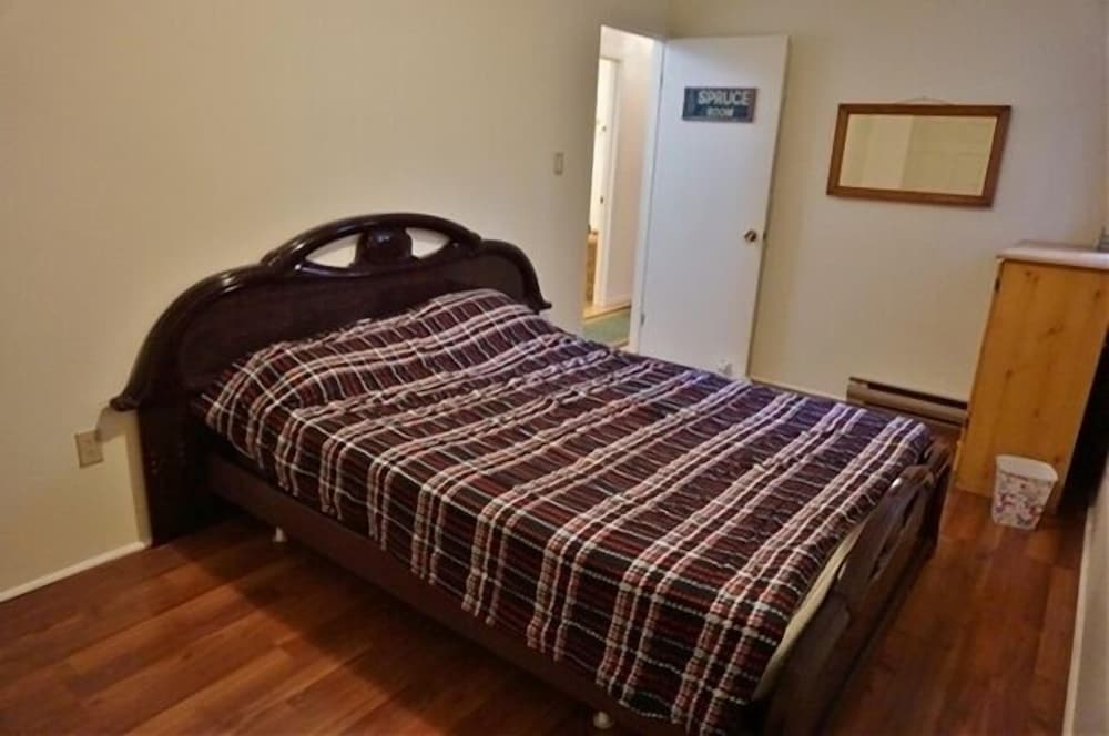 457 Lake St Peter 3 Bedroom Cottage