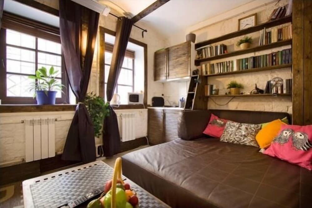 Apartment on Kovenskiy