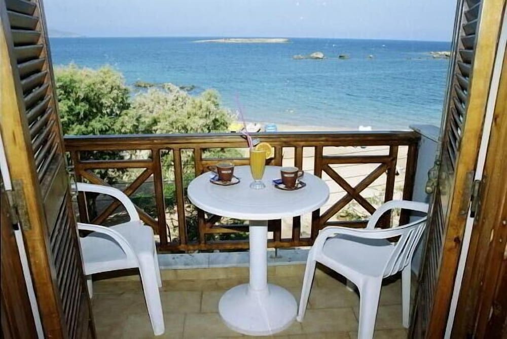 Nea Elena Luxurious Apartments