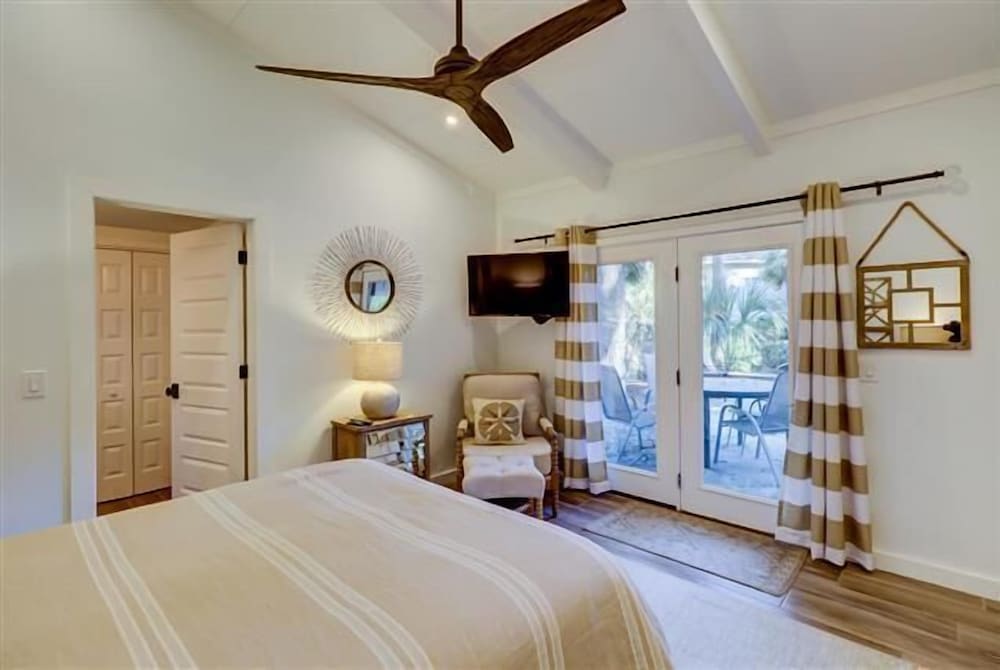 33 S. Sea Pines Drive at The Sea Pines Resort view 4