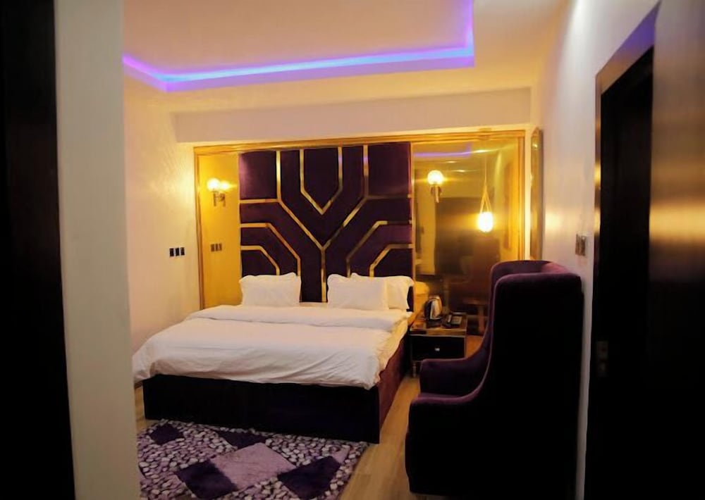Royal Swiss Apartments and Suites