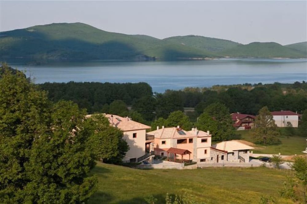 Silva Suites