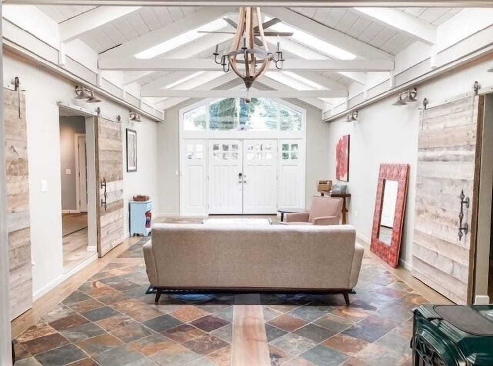 Peaceful Glen Ellen 3br W/ Deck, Garden & Parking! 3 Bedroom Home by RedAwning view 3