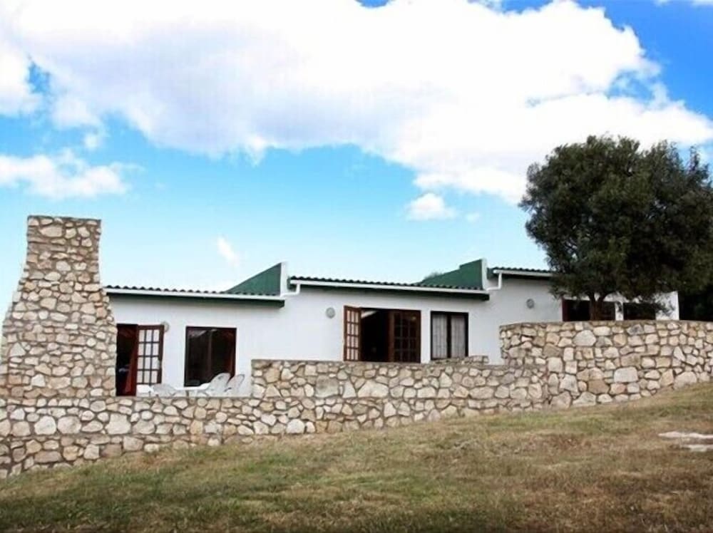 BOTTERKLOOF RESORT