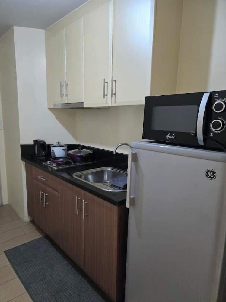 Newport Boulevard Apartments
