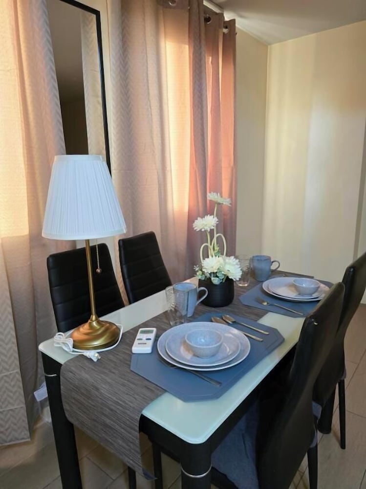 Newport Boulevard Apartments