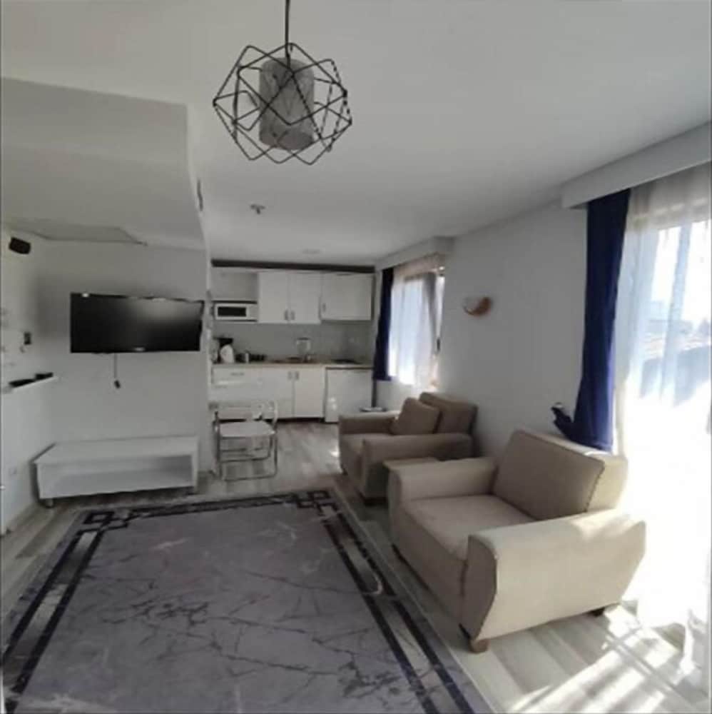 AZAD HOMES SIPER