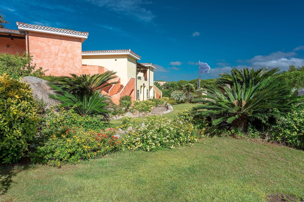 Tranquil Palau Green Village 1 Bedroom Apt B4p-premier Sleeps 4 Persons