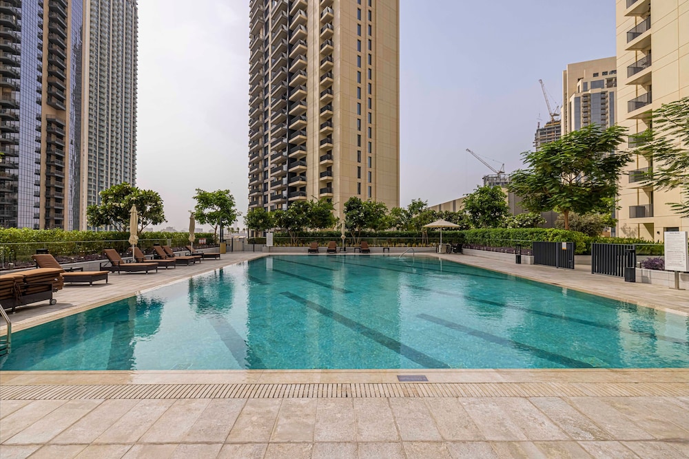 Scenic 1-bedroom Apartment in Dubai Creek Harbour