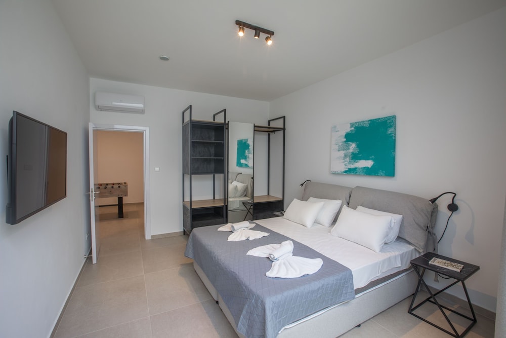 Protaras Elite Pearl Villa Ep14 view 4