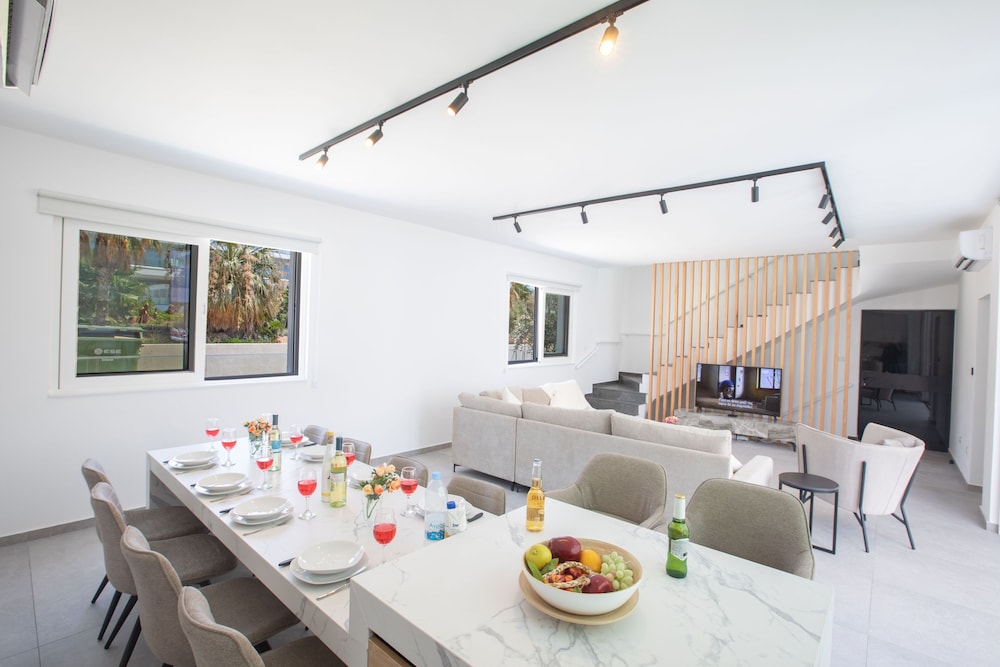 Ayia Napa Kube Villa Kb4, Ayia Napa Center