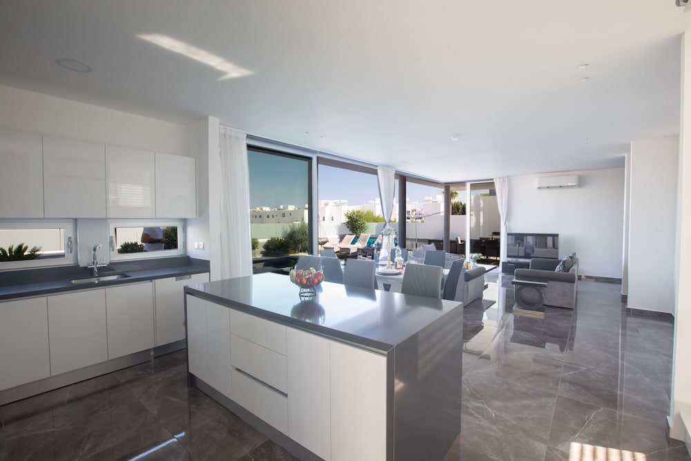 Protaras Holiday Villa Bp6 view 5