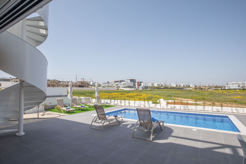 Protaras Vie Bleu Villa Vb14 New 3 Bedroom Villa in the Center of Protaras