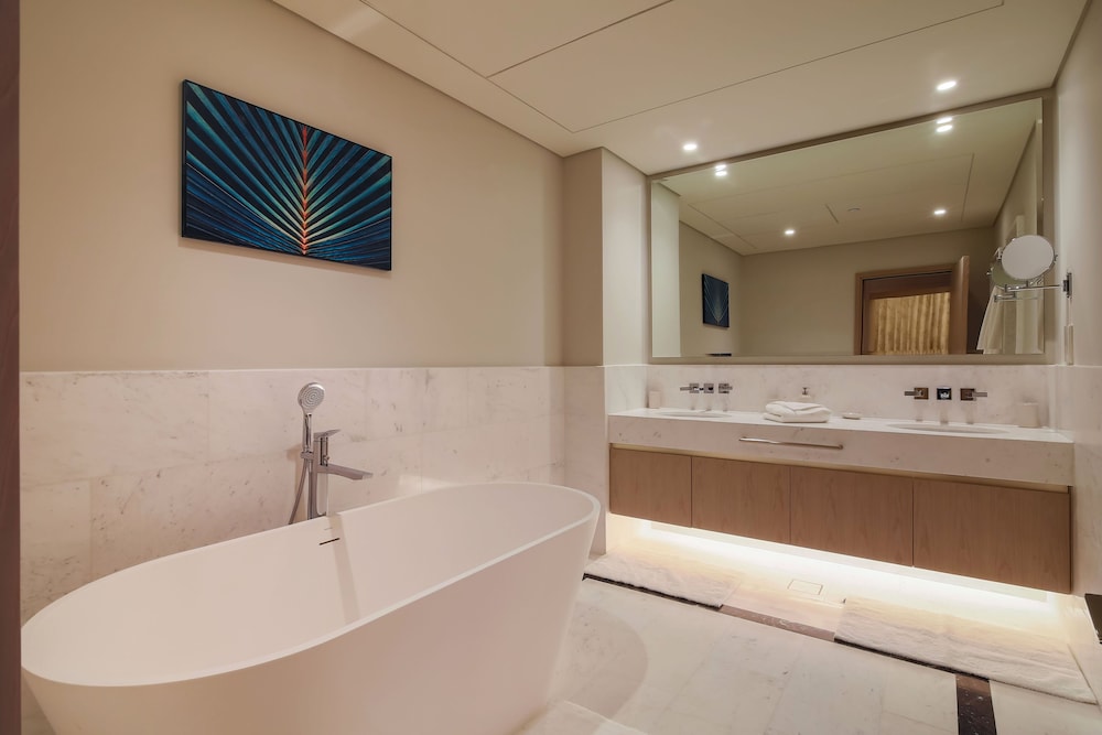 Luxury Apartment With Spectacular View of the Palm Jumeirah