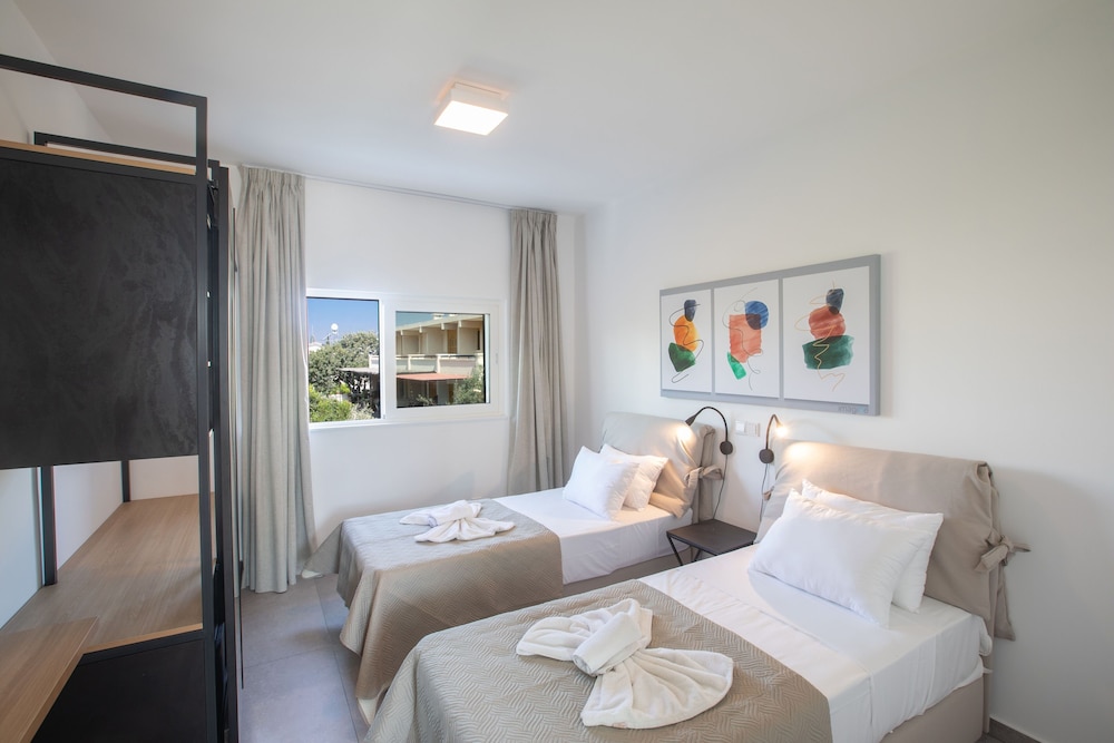 Ayia Napa Kube Villa Kb3, Ayia Napa Center view 3