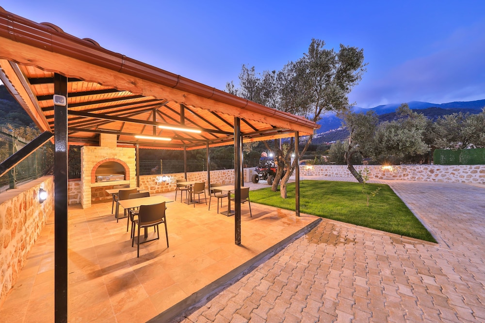 Villa Kas Bohem - Sleeps 12 - Close to Town and Beach view 3