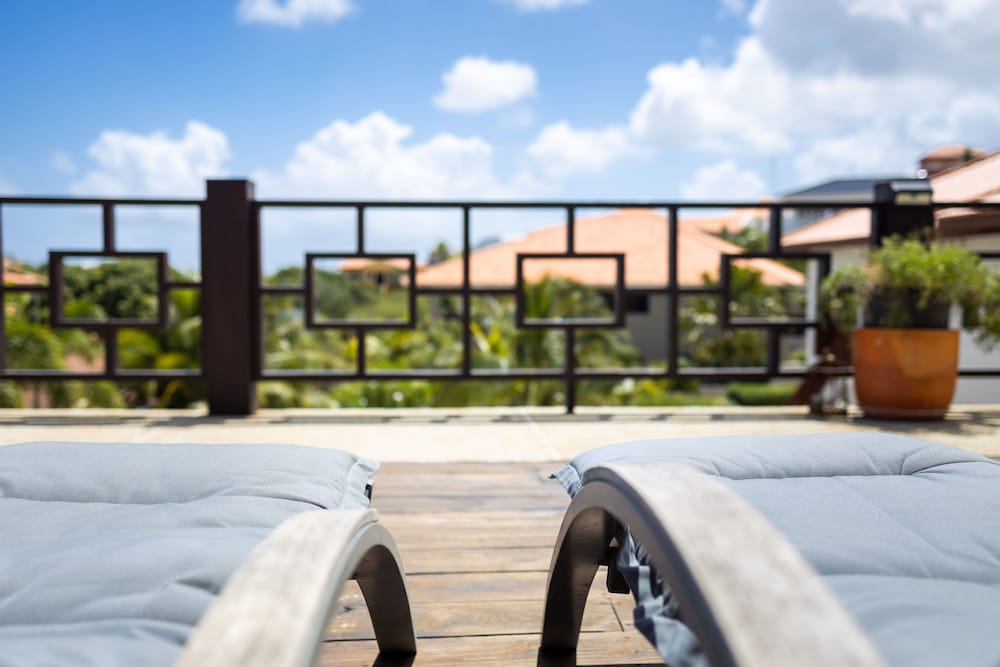 Room in B&B - Sunny Stay - Beautiful Spacious Room in Villa mi Cuna With Swimming Pool