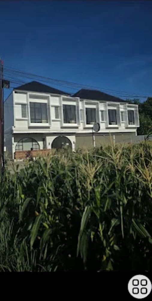 Makara Residence