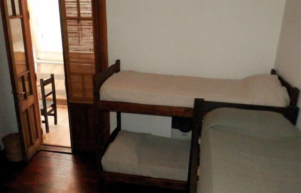 Llanura Hostel