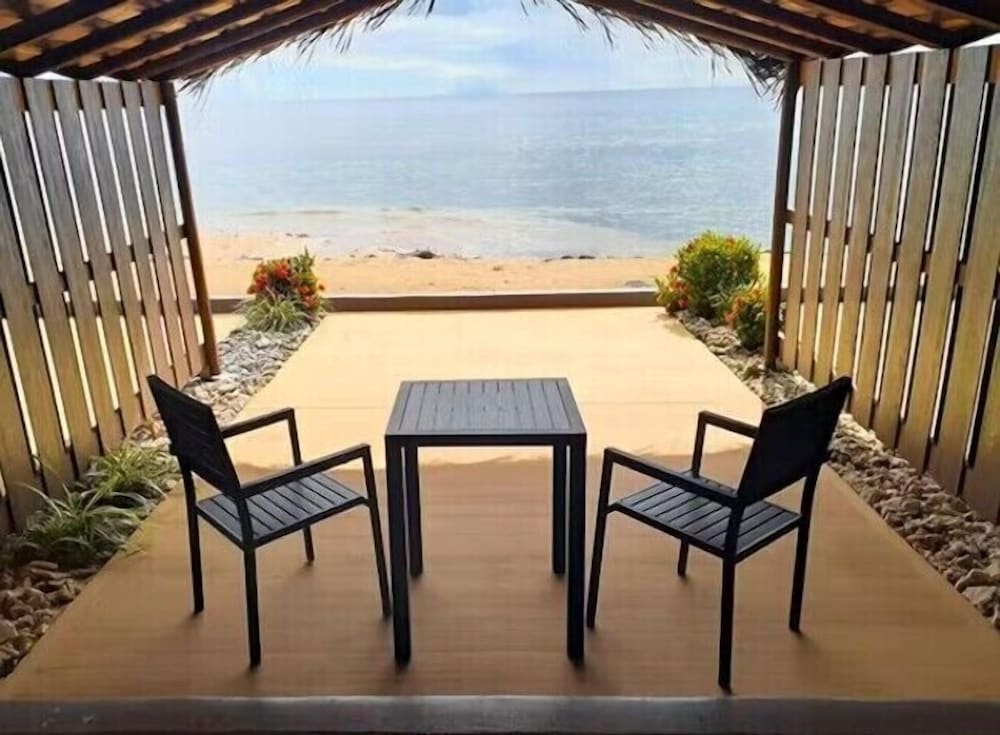 Survivor Samoa Beach Resort
