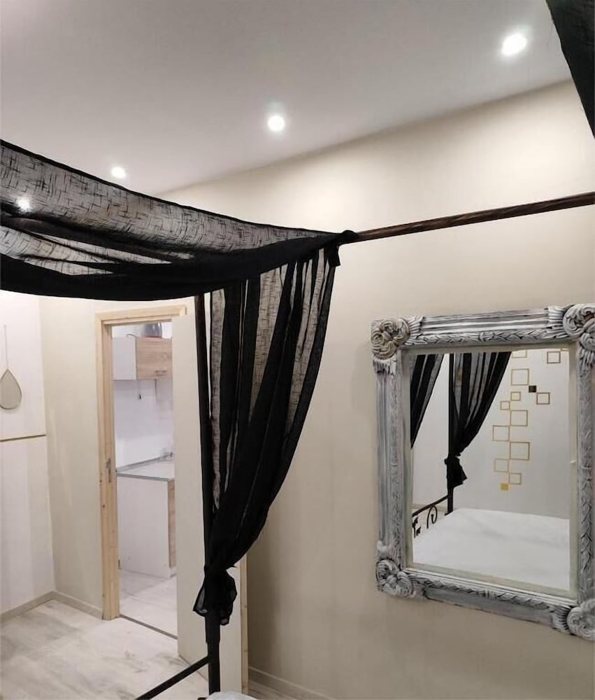 Anchor Suites