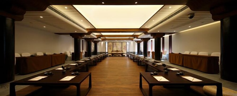 Putuoshan Ruyige Junlan Guest House