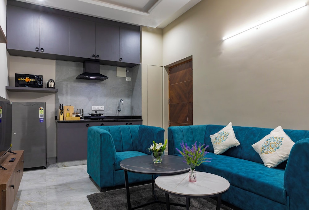 Buteak Suites