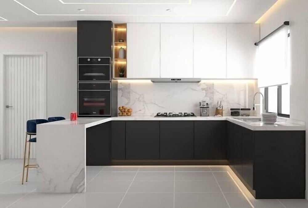 Triangle Apartment