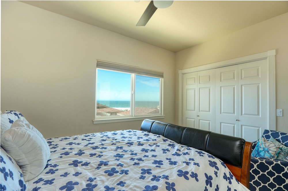 271 Wadsworth 2 Bedroom Townhouse by RedAwning view 2