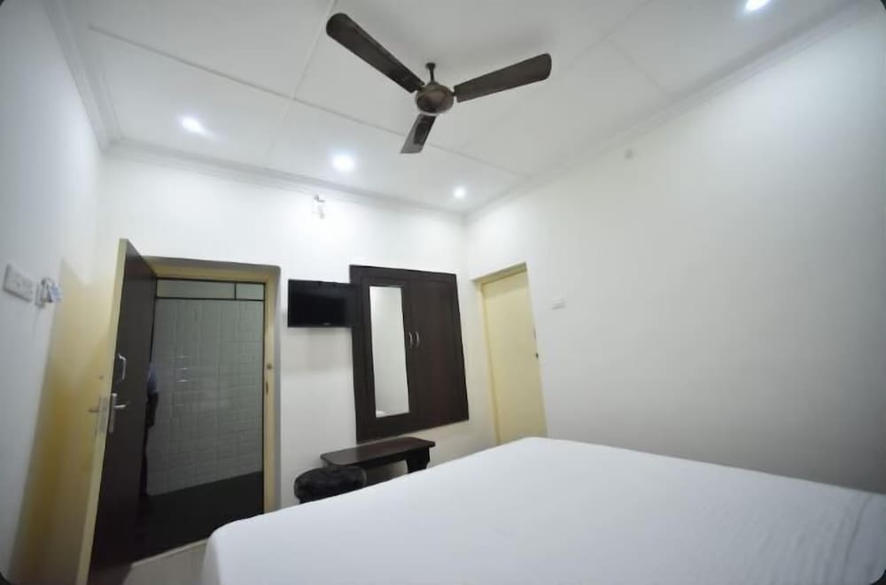 PRM Aruna Lodge