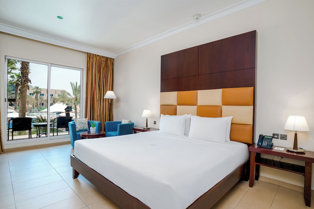 Abu Dhabi Vacations - Metropolitan Al Mafraq Hotel - Property Image 58