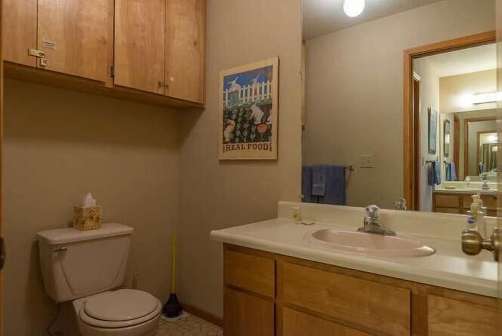 Atkin 4 Bedroom Holiday Home By Tahoe Truckee