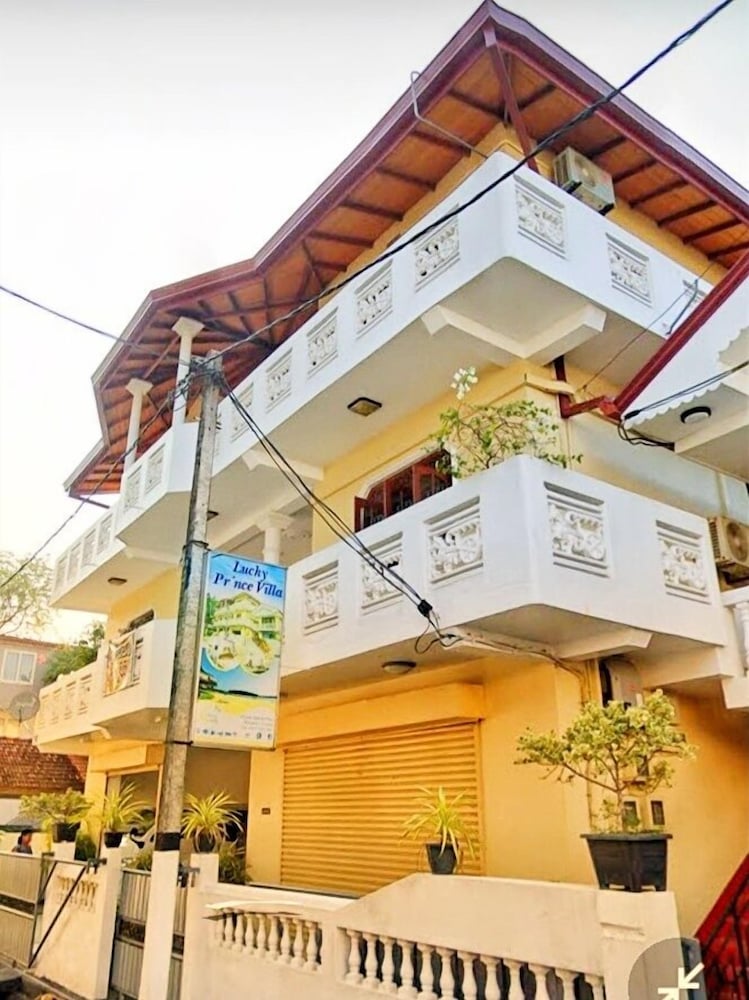 Hotel Lucky Prince Villa - Image 1