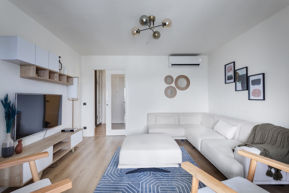 Avangart Residence by NewInn