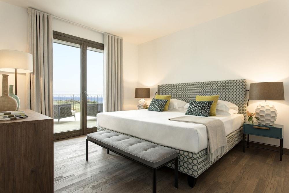 Rocco Forte Private Villas view 4