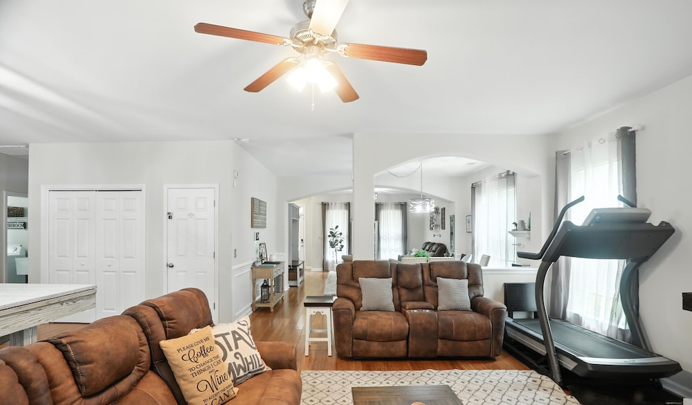 Lowcountry Luxury Near Palmetto Bluff 4 Bedroom Home