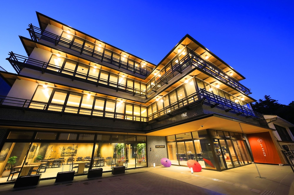 Narita Vacations - WAQOO Naritasanmonzen - Property Image 1